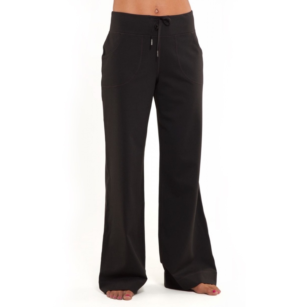 LULULEMON Black ‘Still’ Drawstring Pants size 4